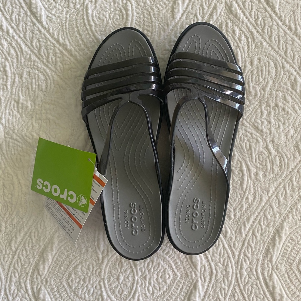 CROCS Iconic Comfort - Strappy Wedge Sandal